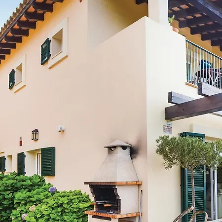 3 Bedroom Nice In *